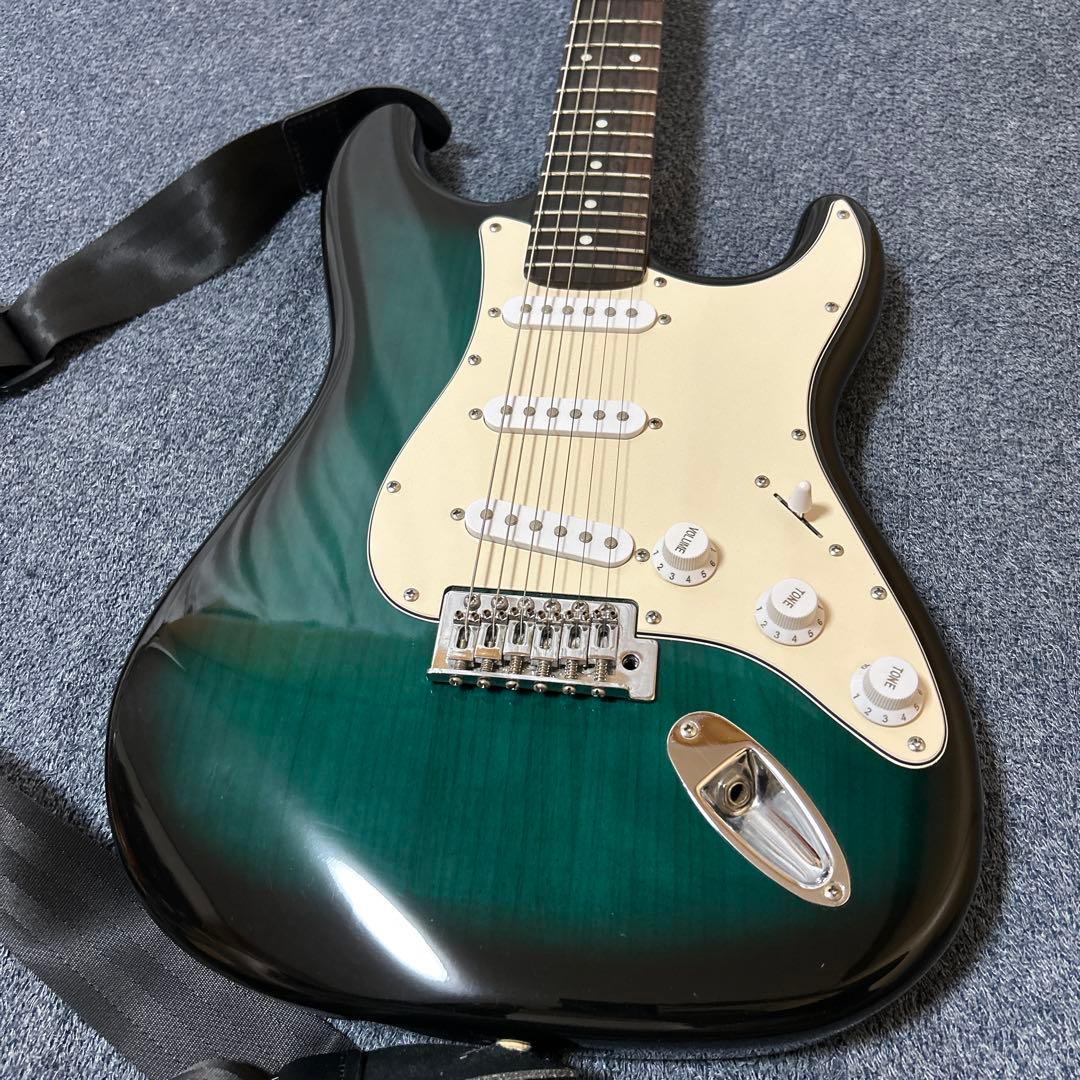SELDERセルダー　グリーン エレキギター サンバースト