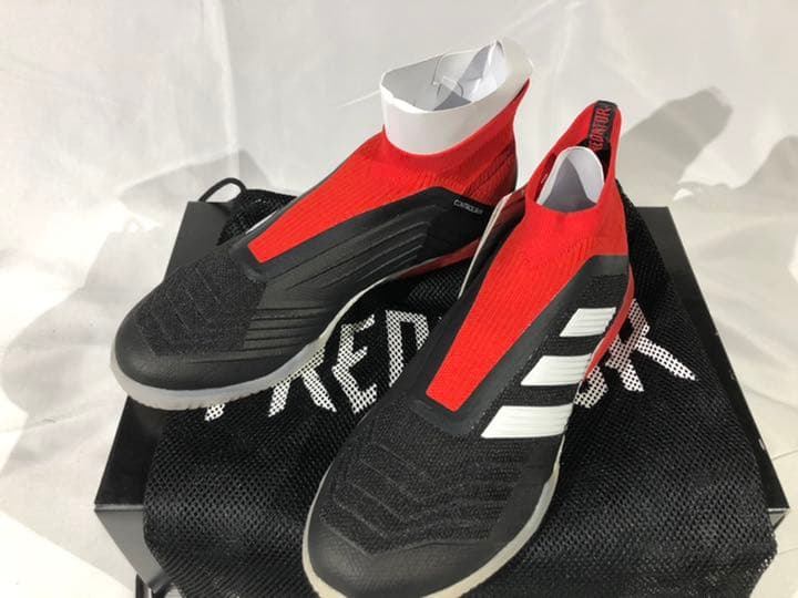 adidas アディダス　フットサル　プレデター　タンゴ　18