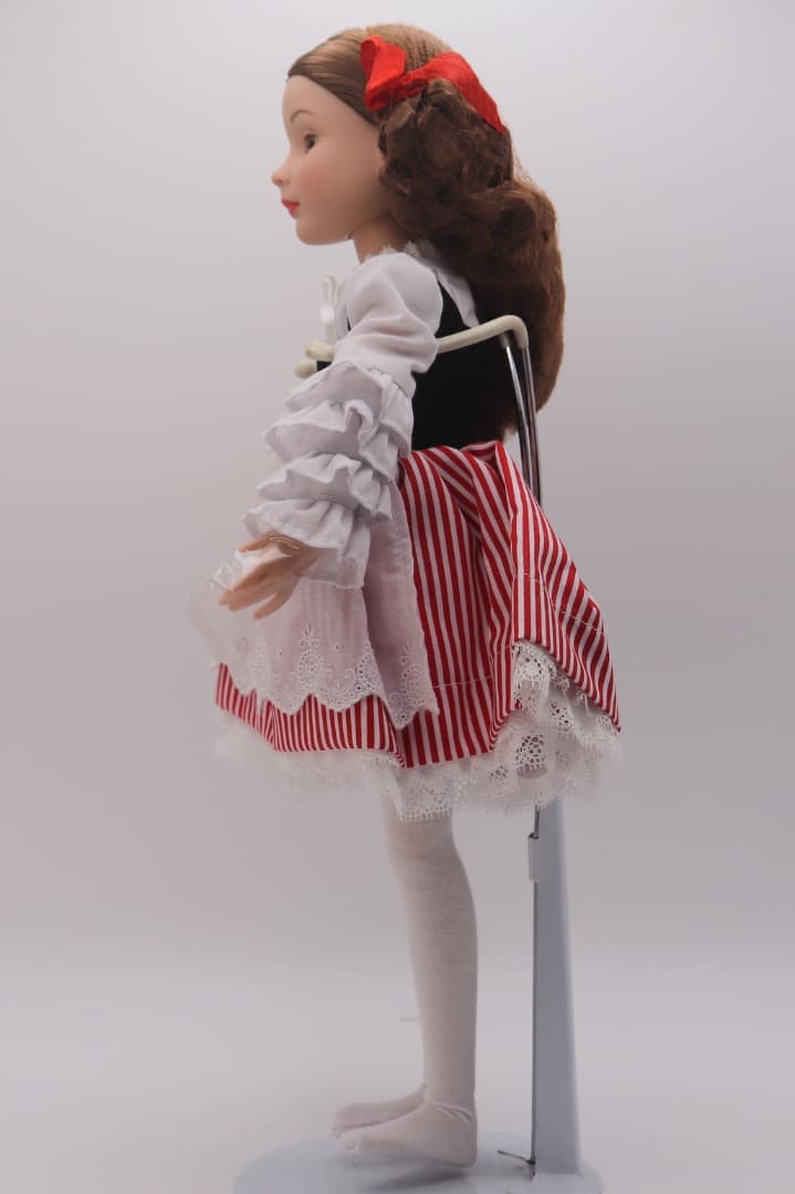 What Big Eyes You Have エファンビー・ドール 35cm