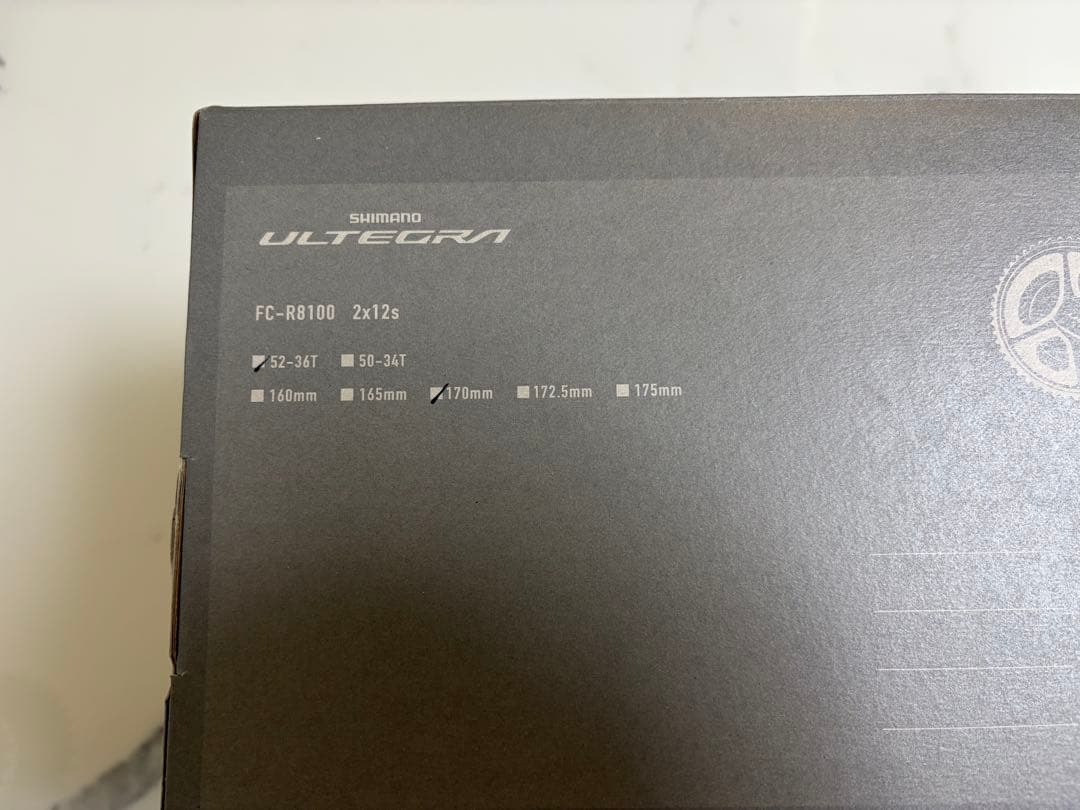 SHIMANO ULTEGRA R8100クランクセット ブラック