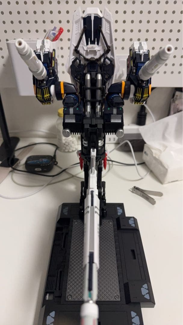 解体匠機 RX-93 νガンダム フィンファンネル装備