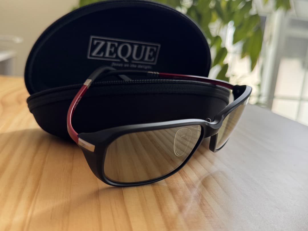 新品 未使用 ZEQUE TITICACA MATTE BLACK / RED