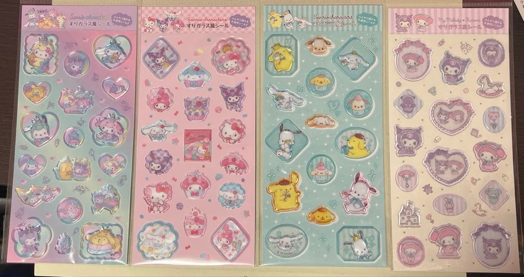 【正規品】サンリオ11枚セット　すりガラス風・ラメ入り・キラフチ樹脂もりシール
