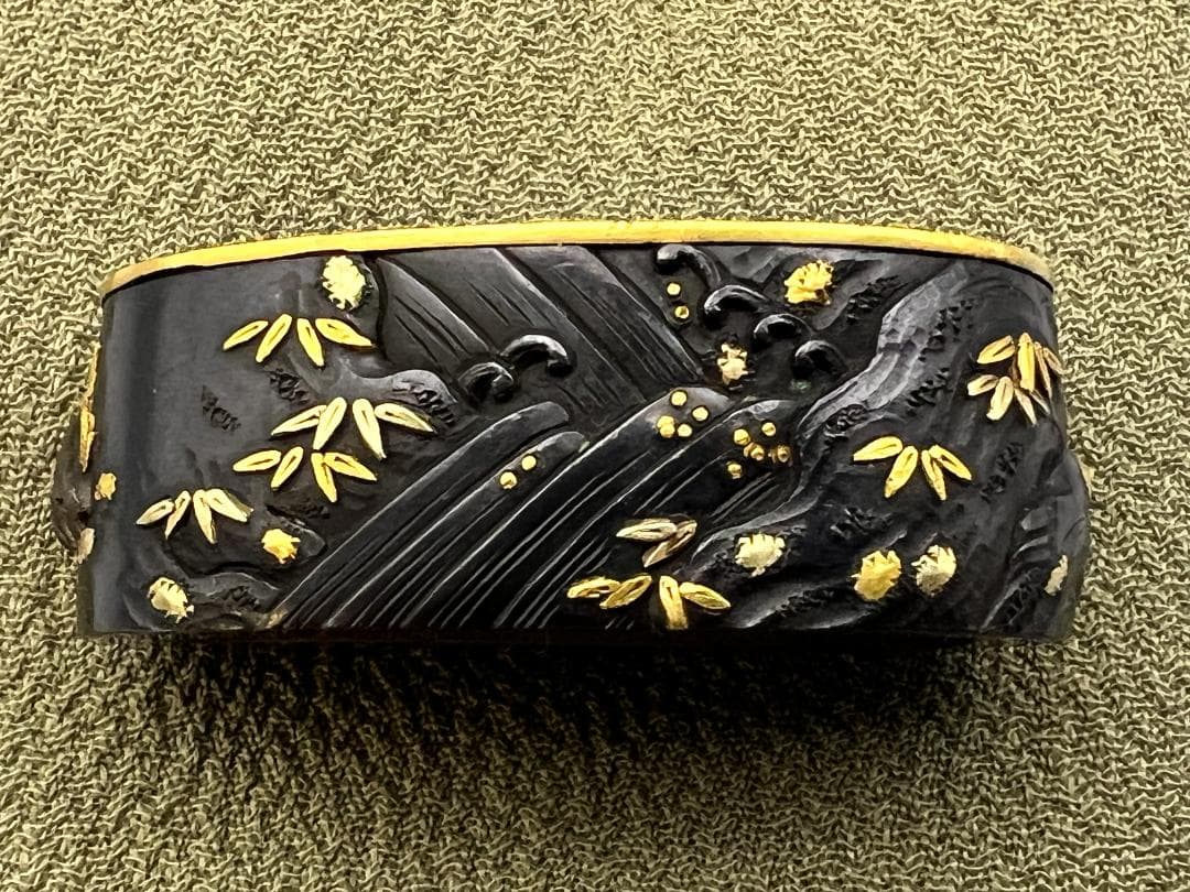 【海】江戸後期屈指名工！浜野矩随！『矩随』在銘 赤銅人物高彫金銀象嵌 縁頭 超絶