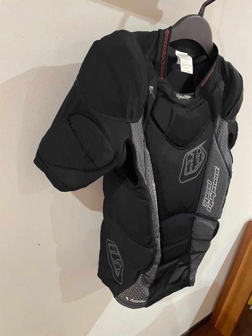 bmx レーシング　mtb ダウンヒル　トロイリーデザインズ　ボディプロテクター