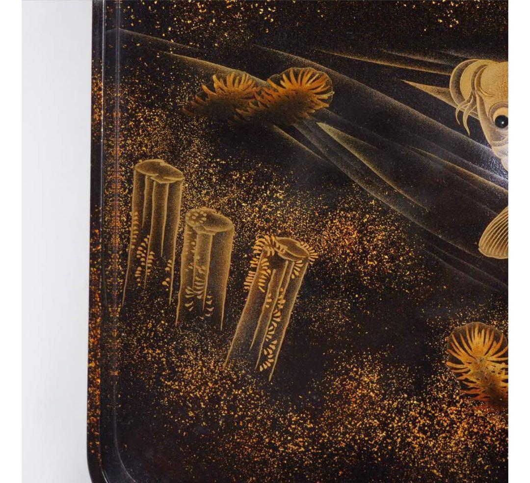 送料無料　江戸後期　蒔絵の名工７代山本春正（正徳）作　蝋色鯉画四角盆共箱本物保証