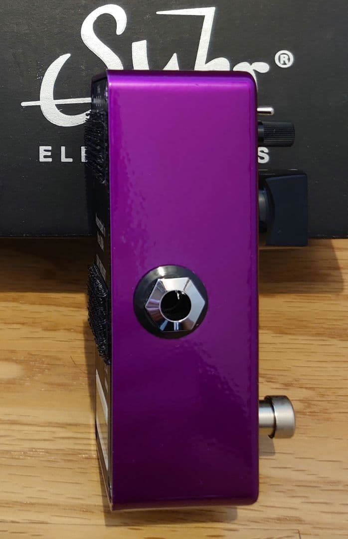 Suhr Riot mini エフェクター