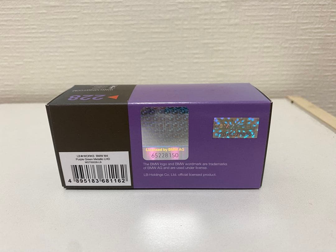 MINI GT 228 LB★WORKS  M4パープルグリーンメタリック