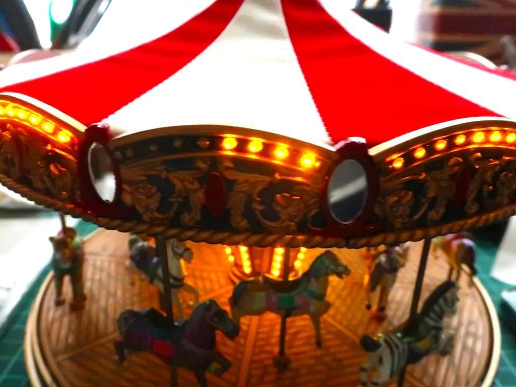 爆レア★ミスタークリスマス メリーゴーランド型オルゴール ゴールドラベル