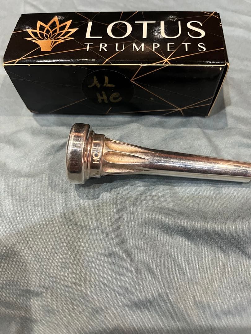 LOTUS トランペットマウスピース　1L HCブラス