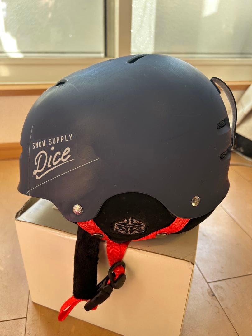 【新品未使用】DICE D5ヘルメット サイズM（56-58cm）