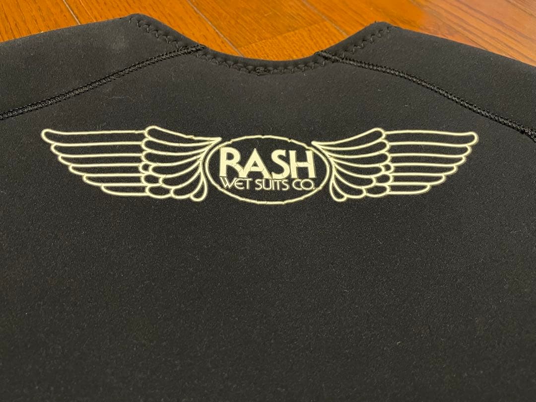RASH タッパー MLサイズ相当　一度使用