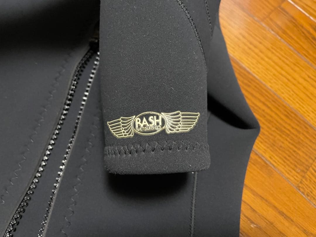 RASH タッパー MLサイズ相当　一度使用