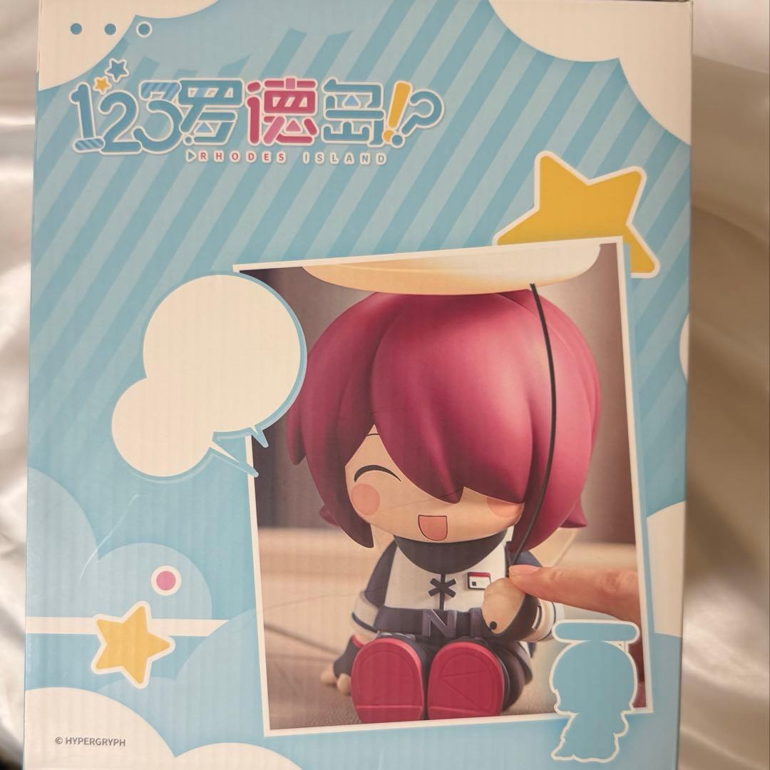 【新品　未開封】アークナイツ エクシア フィギュアライト 123ロドスアイランド