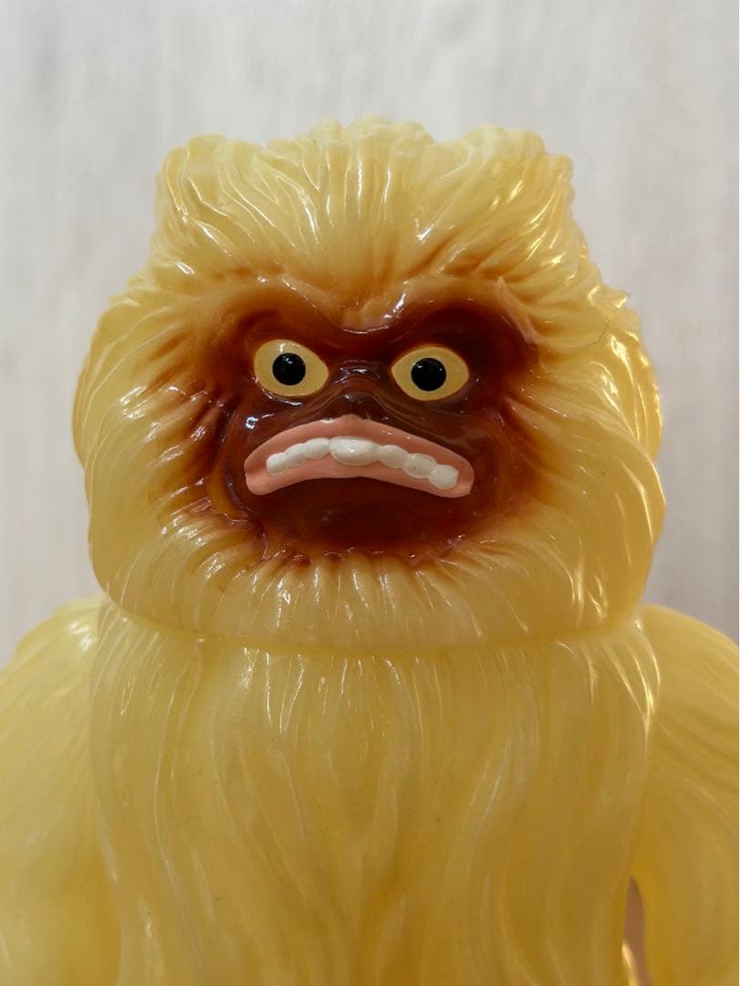 M1号　ウー　蓄光ソフビ