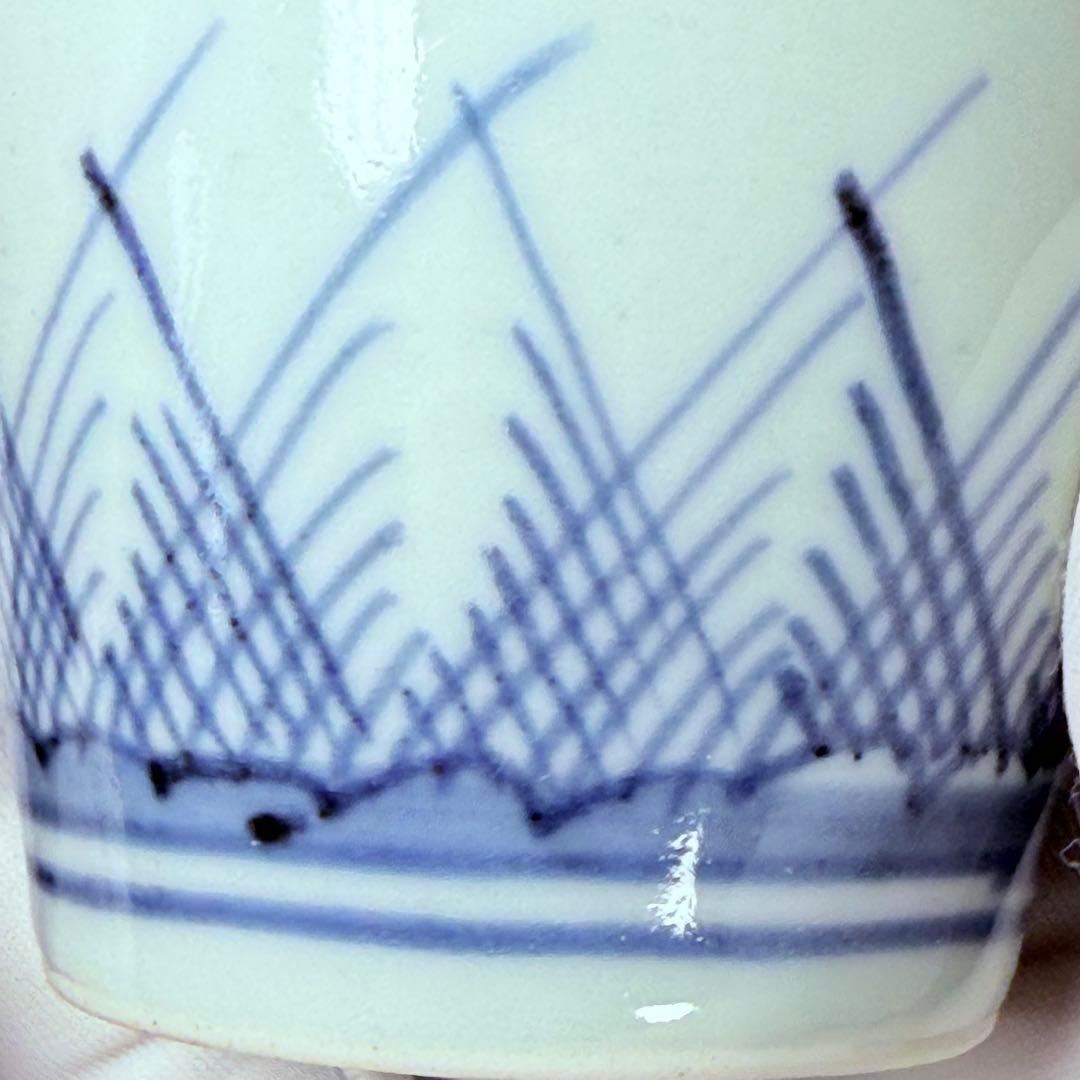 古伊万里　染付桧垣文向付　蕎麦猪口　初期手　江戸中期　酒器　古器を楽しむ　白濁