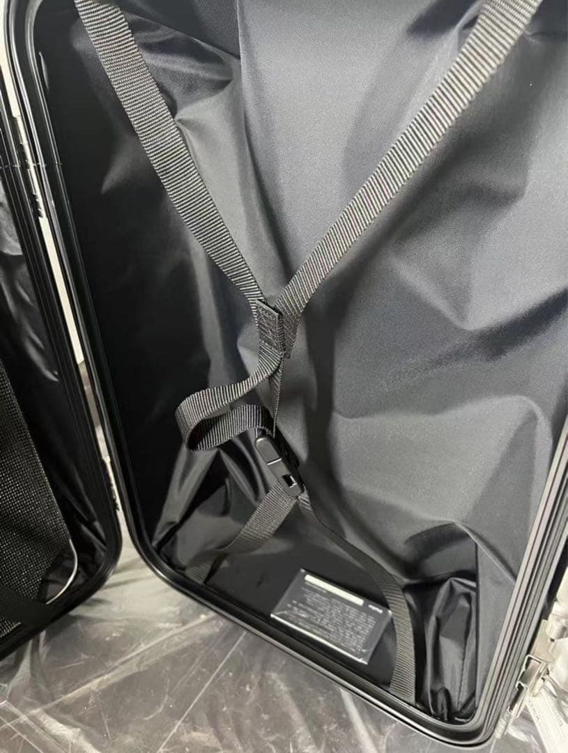 容量27Lプロスペック・前輪ストッパー付4輪キャリーコンテナCR-3300