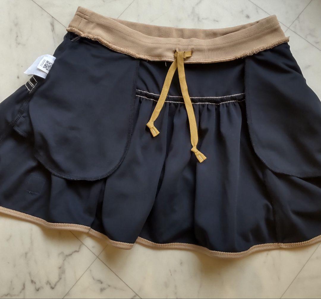 FILA フレアスカート 黒・ベージュ