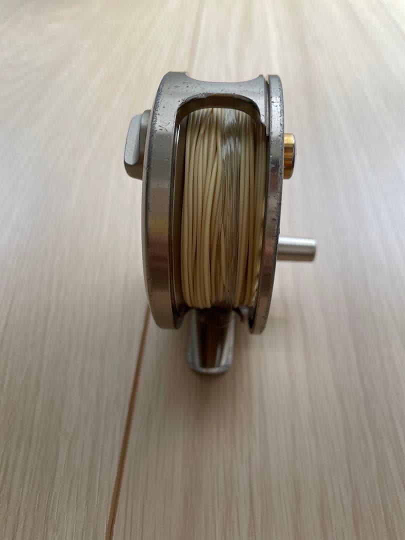 ダイワ　フライリール　アルトモア　100D