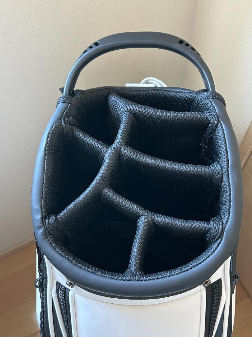 未使用品 ニューバランス キャディバッグ 9.5型 012-4980003