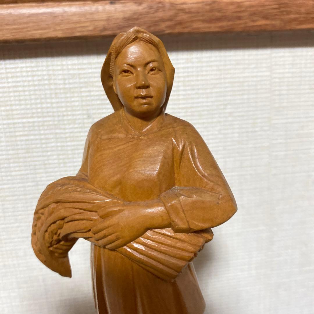 木製 女性像 彫刻 中国伝統衣装　文化大革命時代