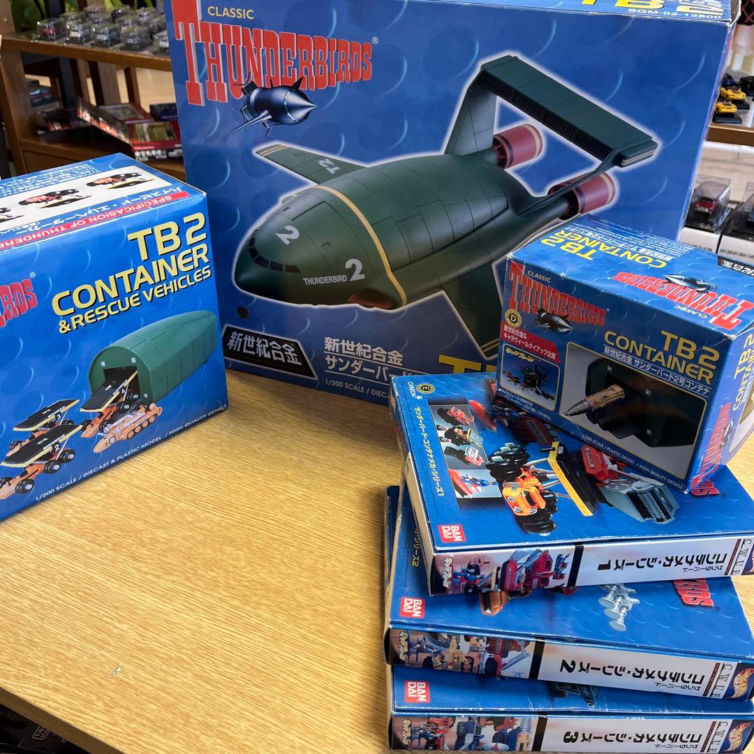 絶版　希少　新世紀合金 アオシマ　サンダーバード6点セット