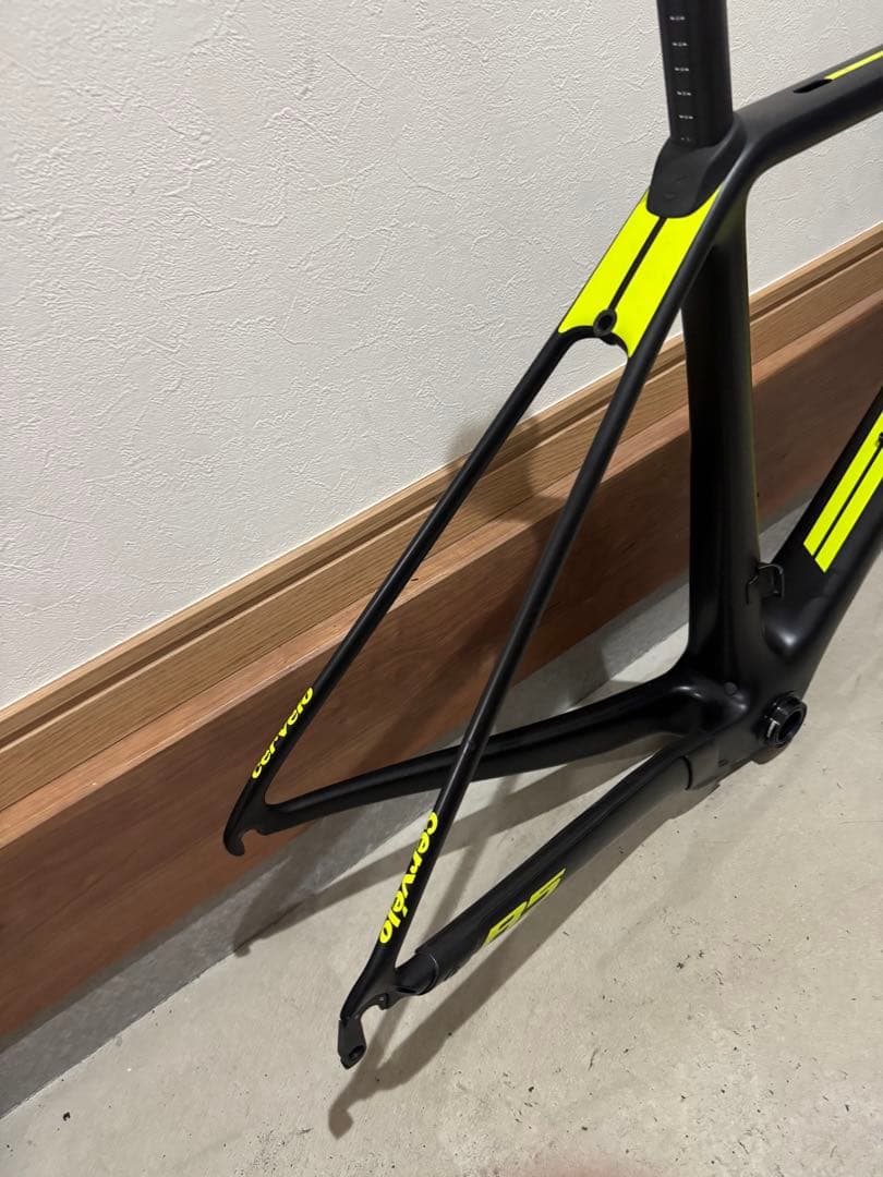 CERVELO R5 フレームセット