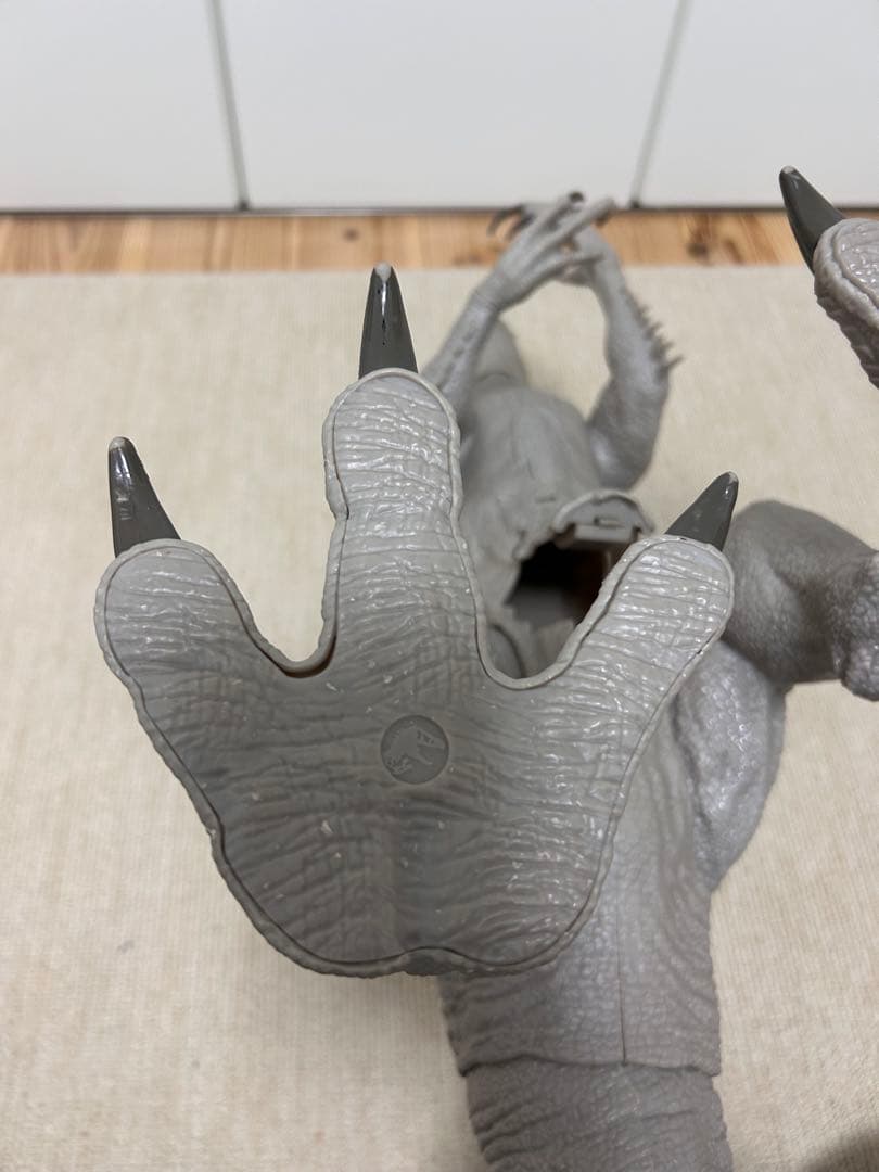 マテルジュラシックワールド　スーパービッグ　インドミナスレックス恐竜フィギュア