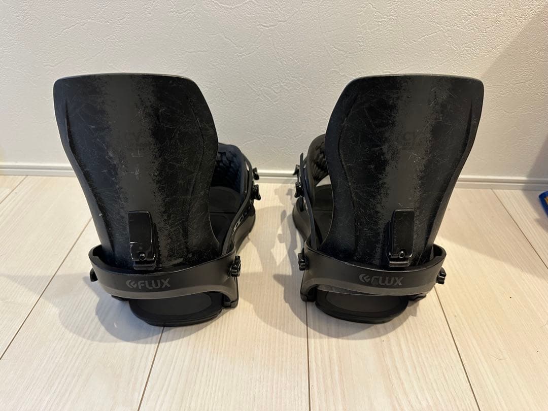 FLUX CV ビンディング ブラック　Mサイズ