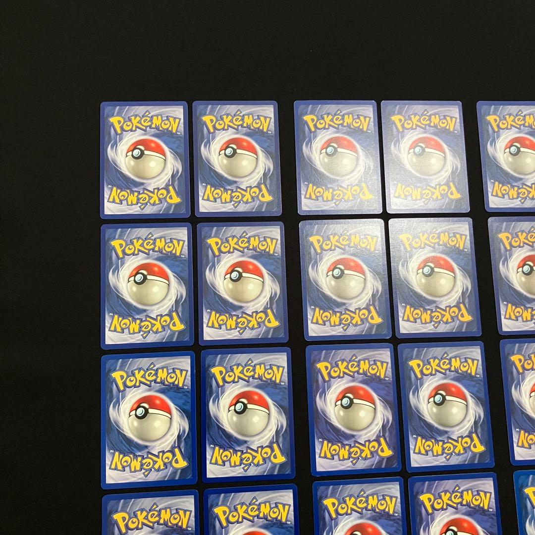 J0724】　ポケモンカード英語版　　　24枚まとめ売り