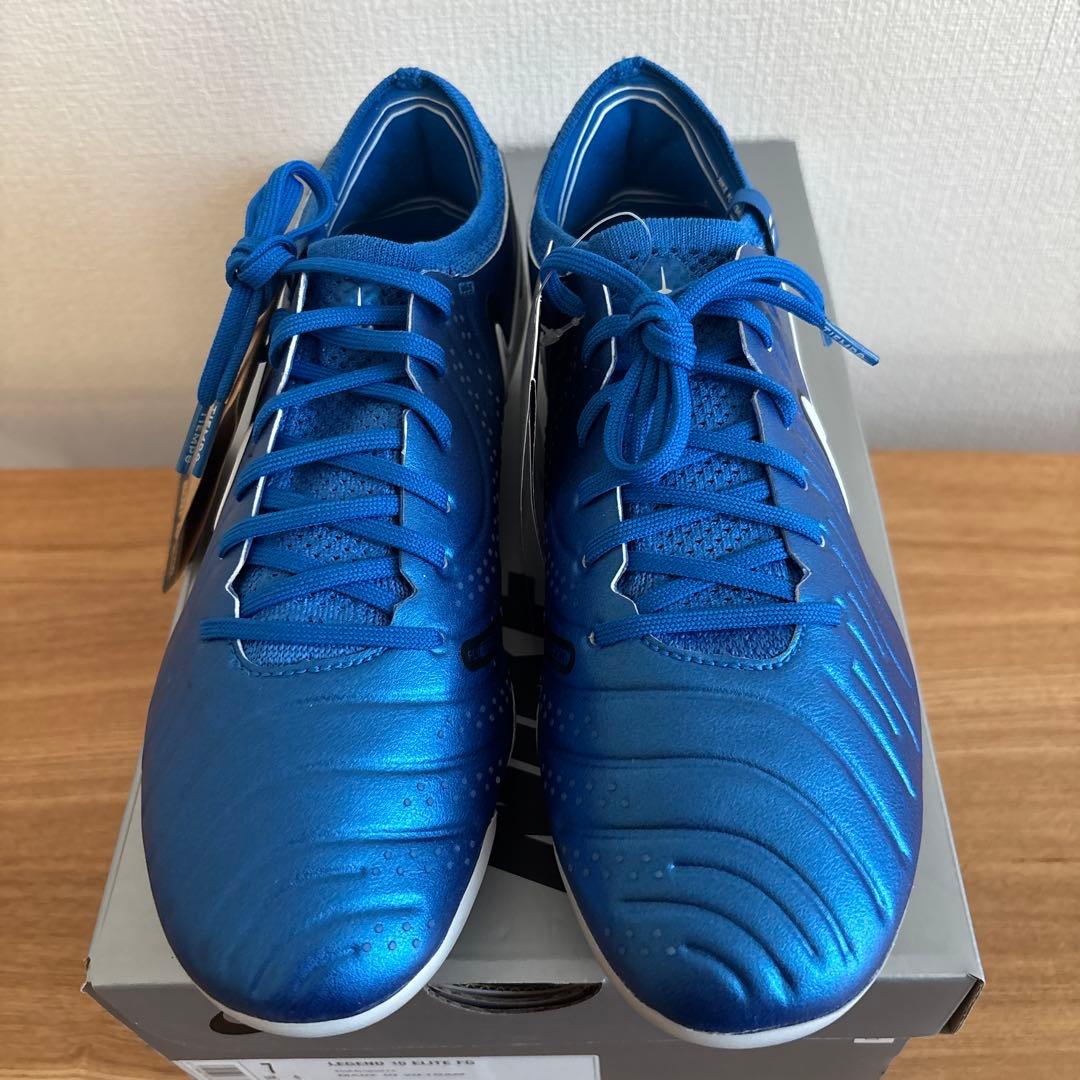 25　ナイキ　サッカー　スパイク　ティエンポ レジェンド 10　DV4328