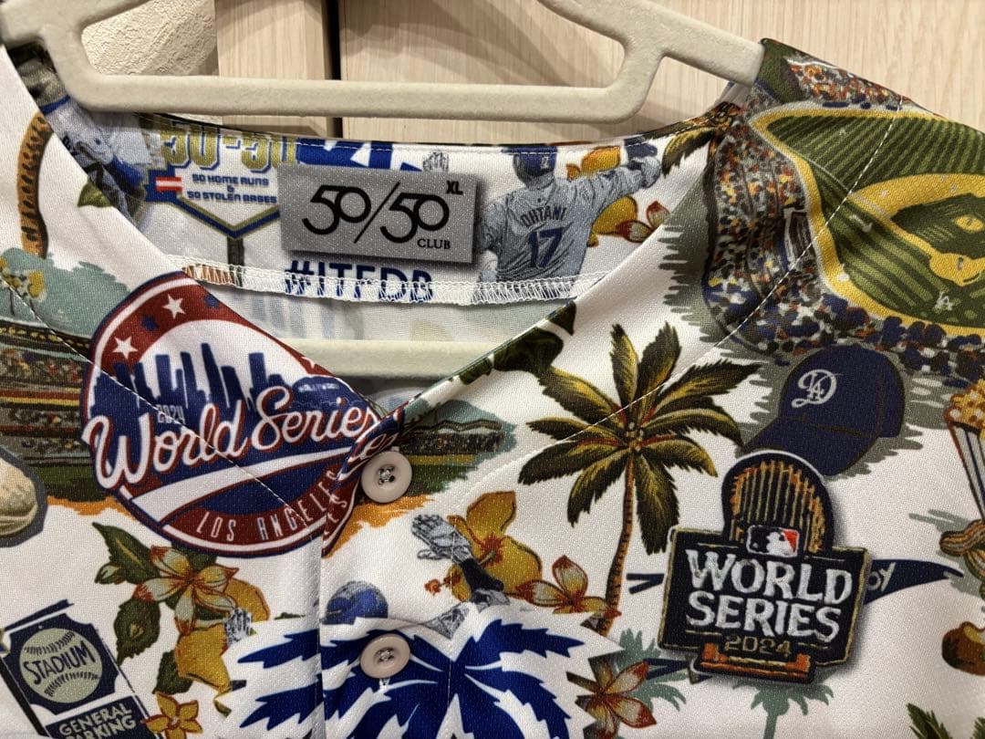 ラスト一点！⭐️期間限定価格⭐️大谷翔平 サインアロハユニフォーム50/50CLUB