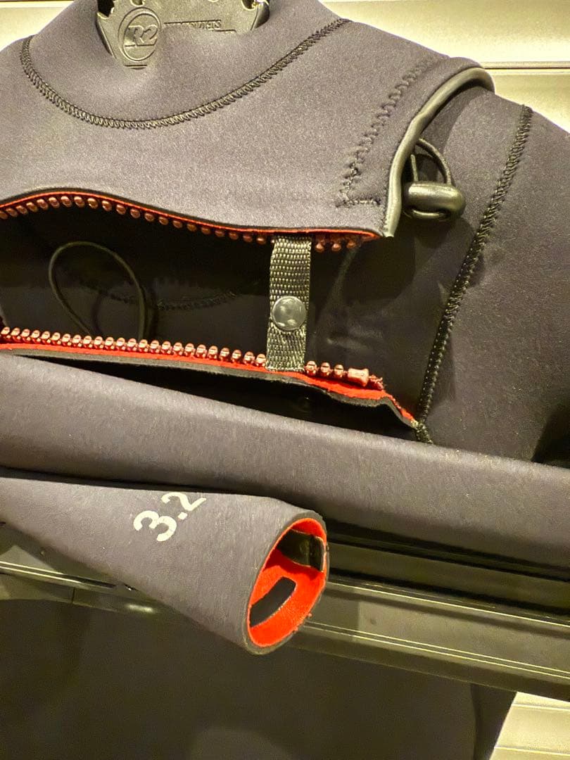 《使用少》ADELIO TURNER BLACK 3/2mm/ Mサイズ