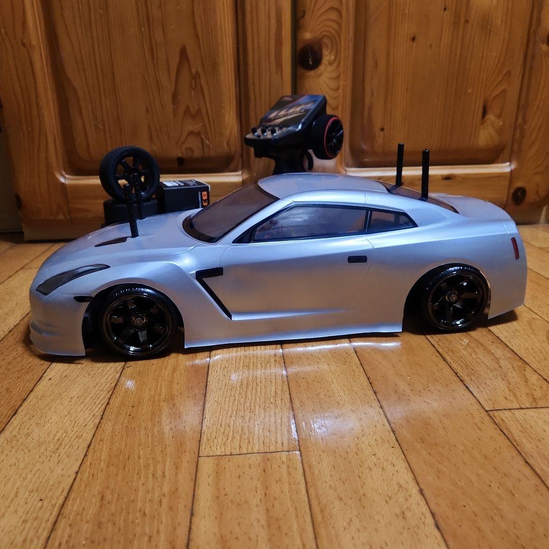 タミヤ ドリフト ラジコン フルセット　TT02　　銀色　35 ボディ　tt01