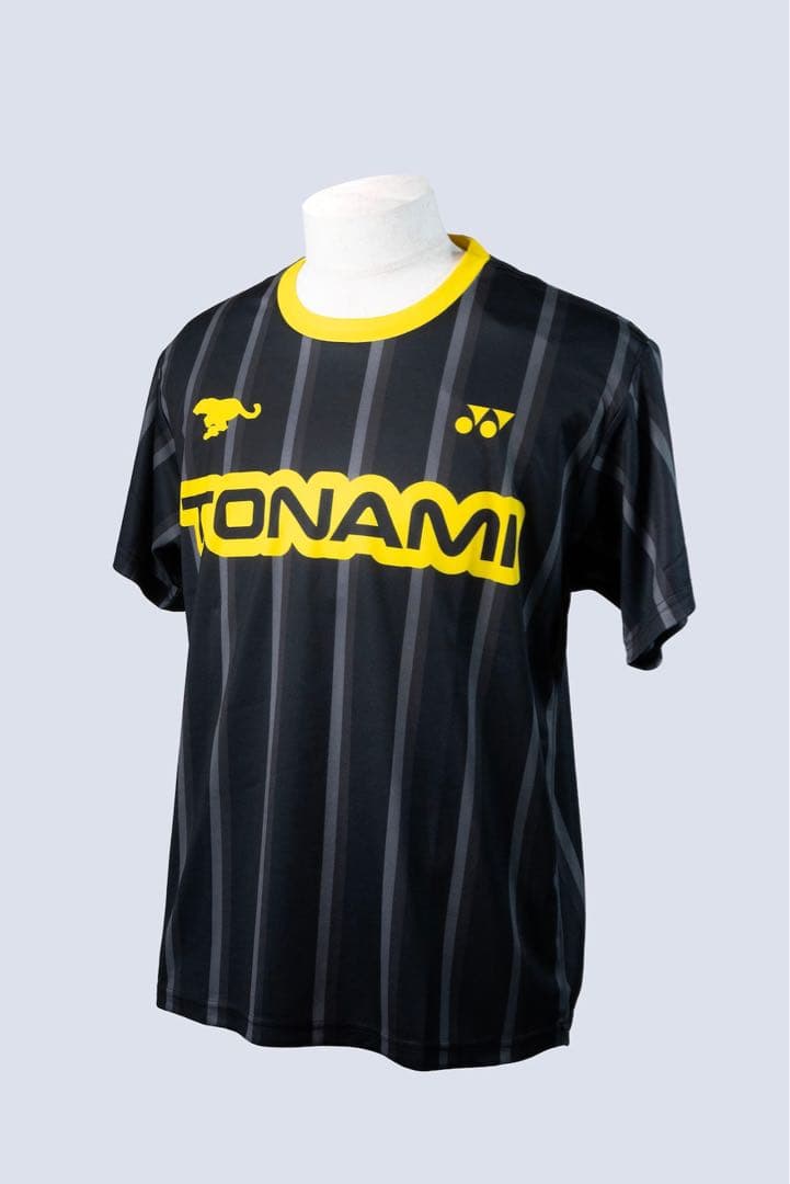 【大特価】トナミ運輸バドミントンウェア ロンT1枚、Tシャツ2枚　Ｏサイズ