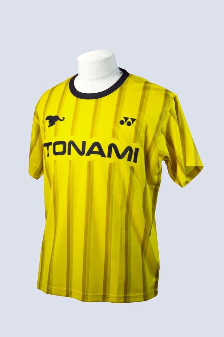 【大特価】トナミ運輸バドミントンウェア ロンT1枚、Tシャツ2枚　Ｏサイズ