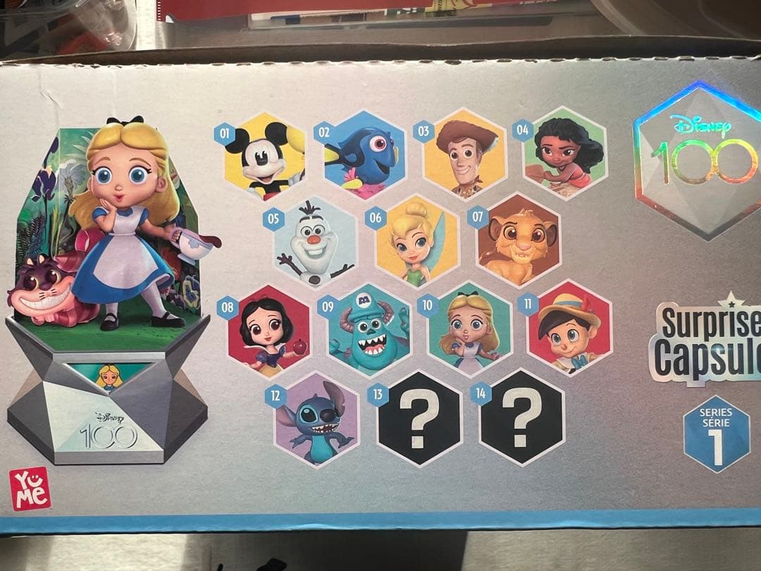 キーホルダー・アクリルキーホルダー Disney 100 Surprise Capsule