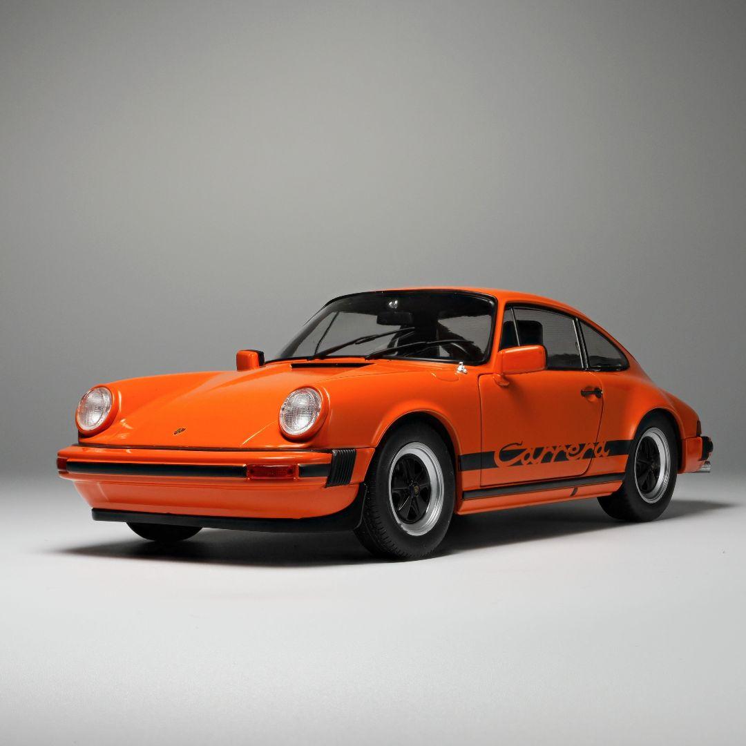 ソリド 1/18 ポルシェ 911 カレラ3.0 オレンジ