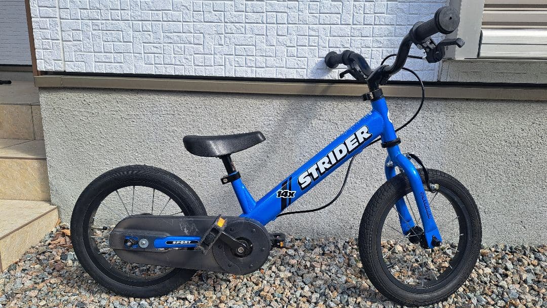 STRIDER 14x　スティールブルー　 バランスバイク　ペダル付き