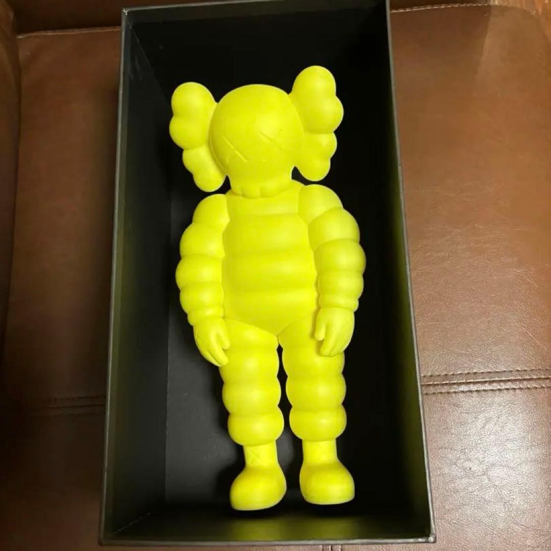 KAWS WHAT PARTY イエローフィギュア 約30cm