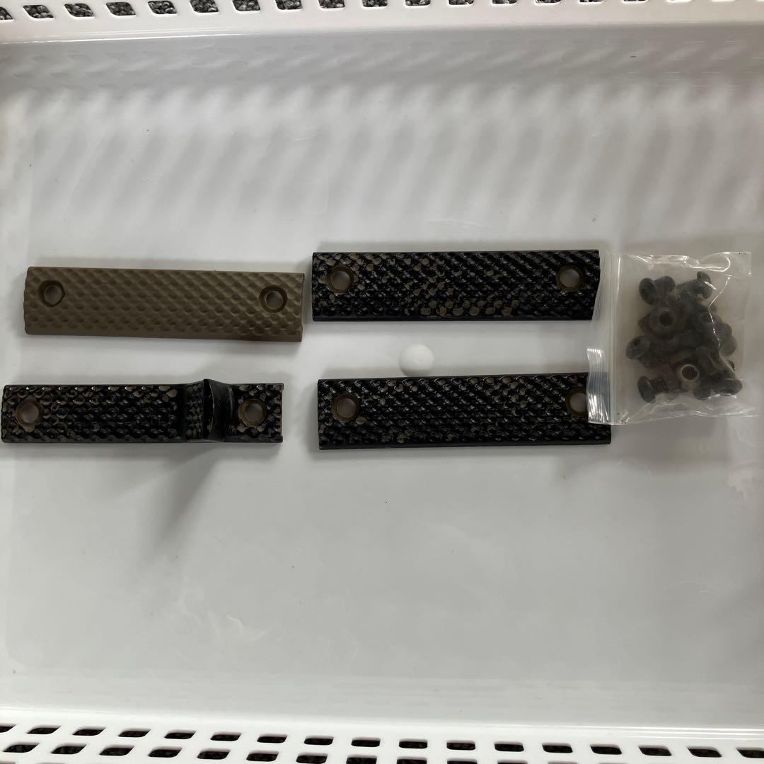 バラ売り出品URX3.1ハンドガード　m4対応