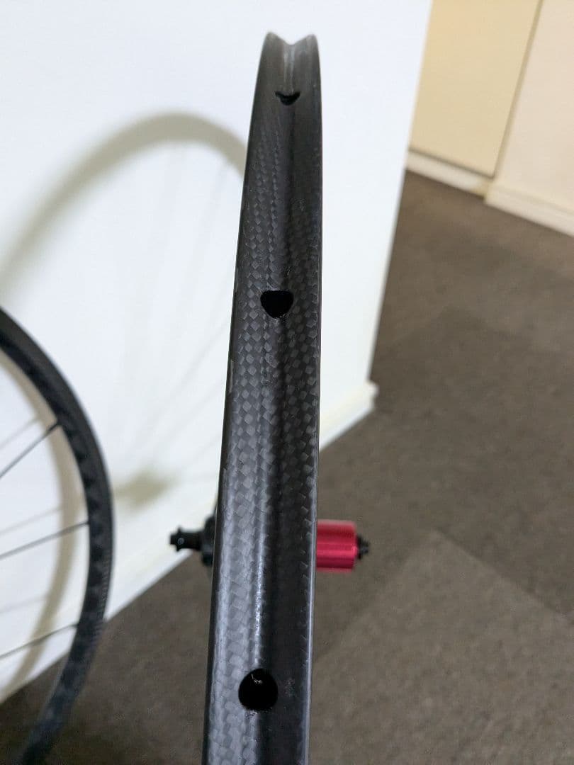 TNI SUB1ホイール　リムブレーキ用