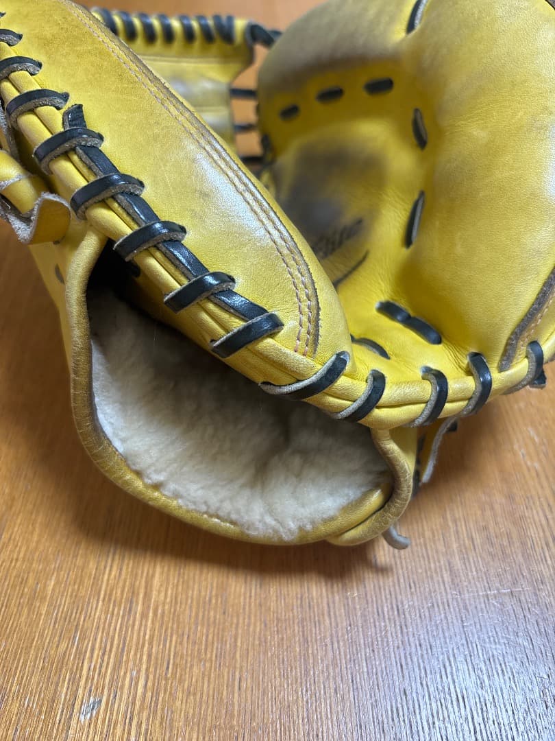 Mizuno Global Elite グローブ イエロー　軟式　キャッチャー