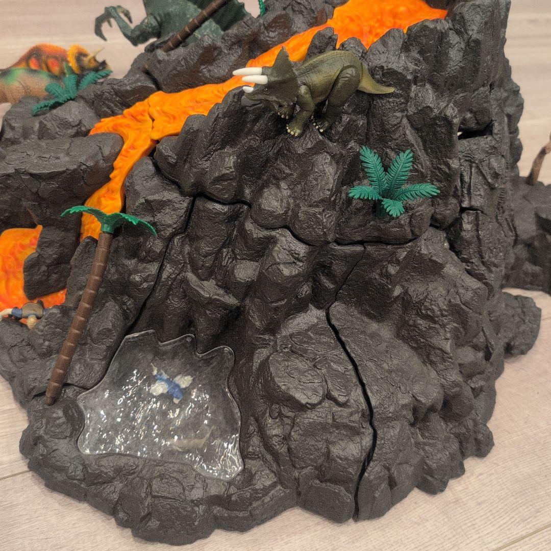 シュライヒ　ビッグ火山　恐竜セット　音の鳴るビッグ恐竜付き　説説明書付き
