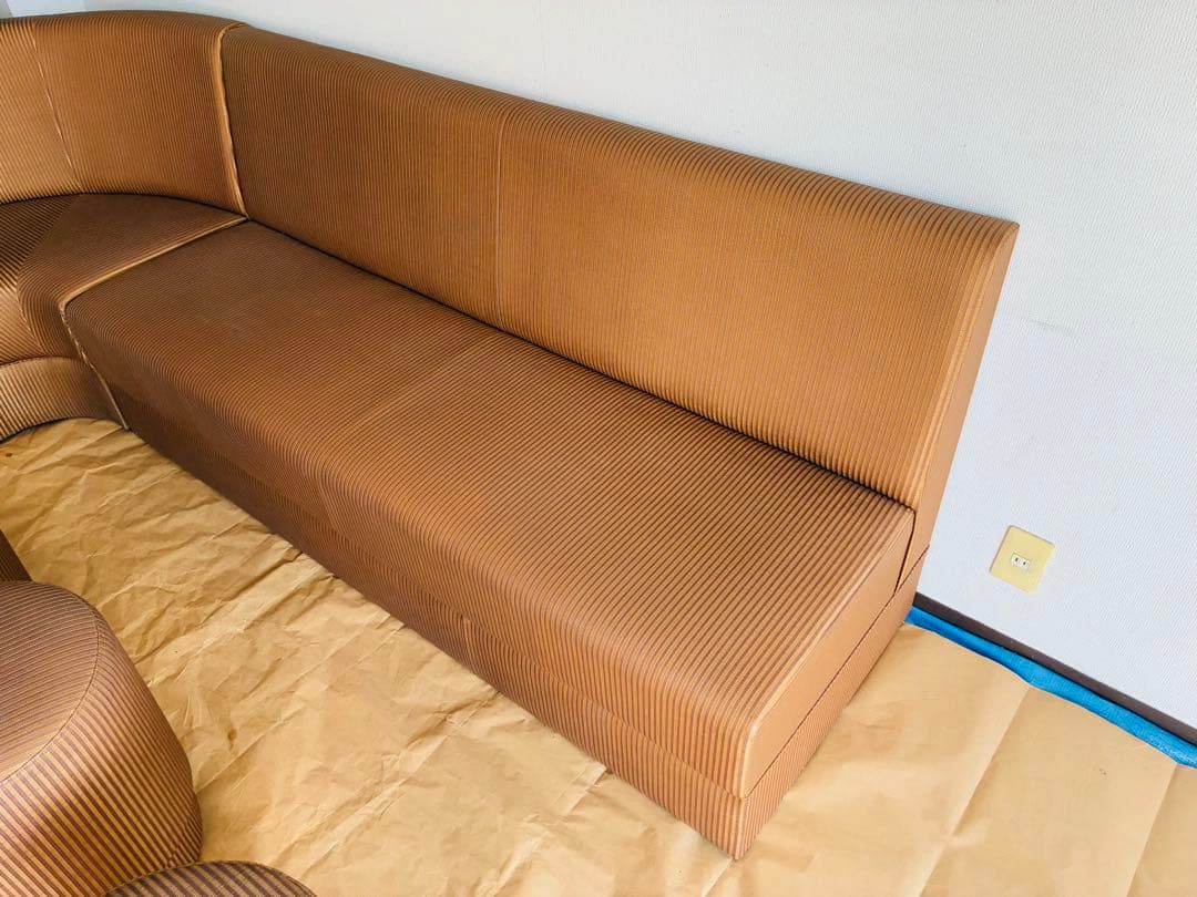 【美品】ビニール製ソファ ストライプ状 バーやスナック等に②★