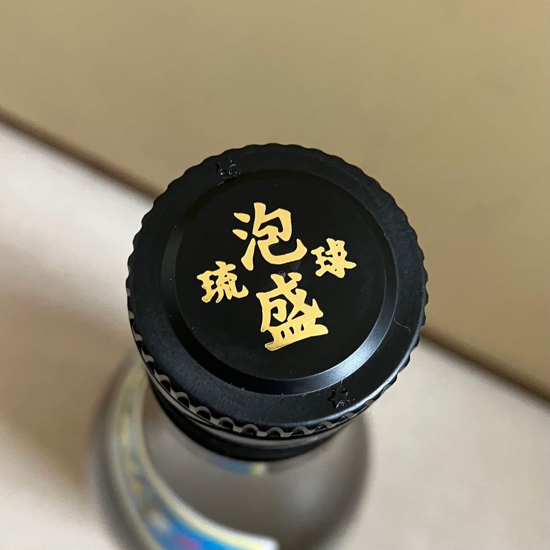 【泡波】 泡盛 泡波 一升瓶 1800ml 波照間酒造所 波照間島