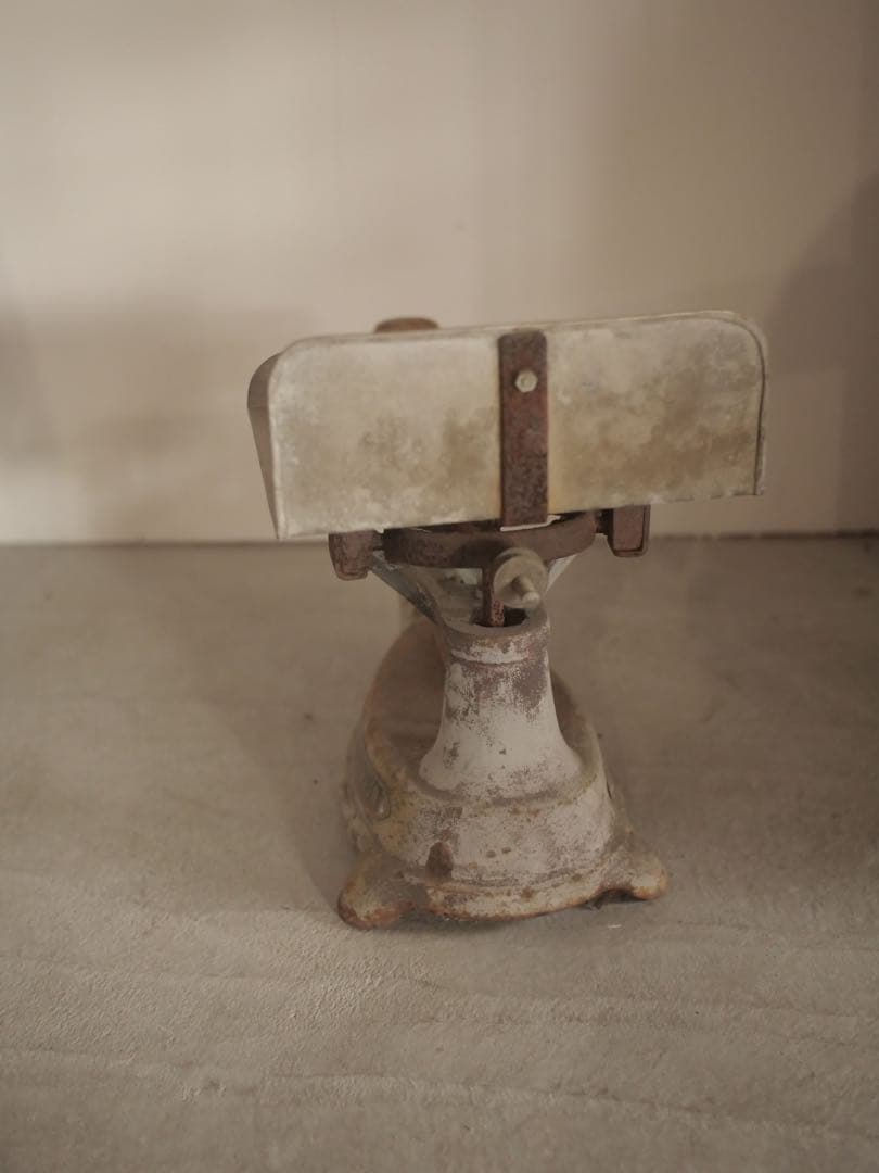 秤　はかり　天秤　鉄　サビ　アート　置物　古家具　古道具　アンティーク昭和レトロ