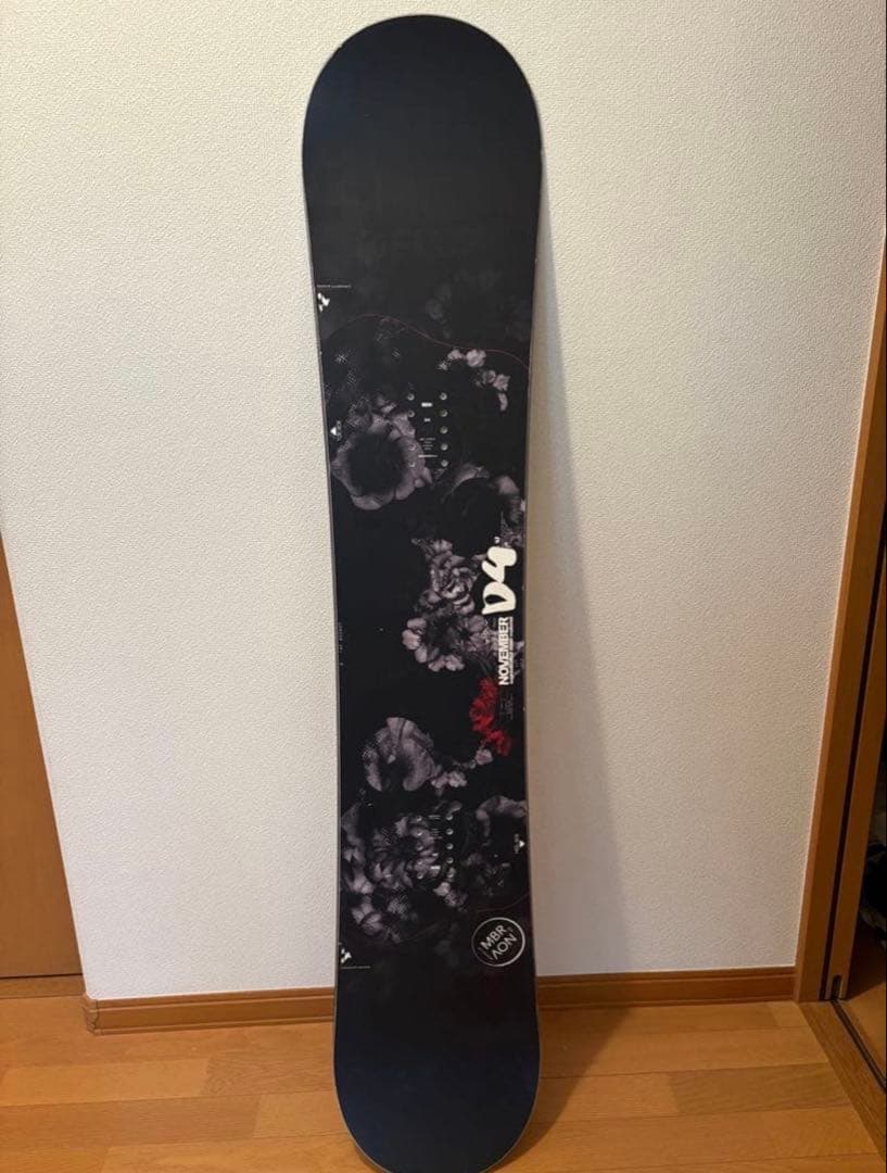 November D4 147cm【美品】グラトリ名機　おまけ付き　価格今週限定