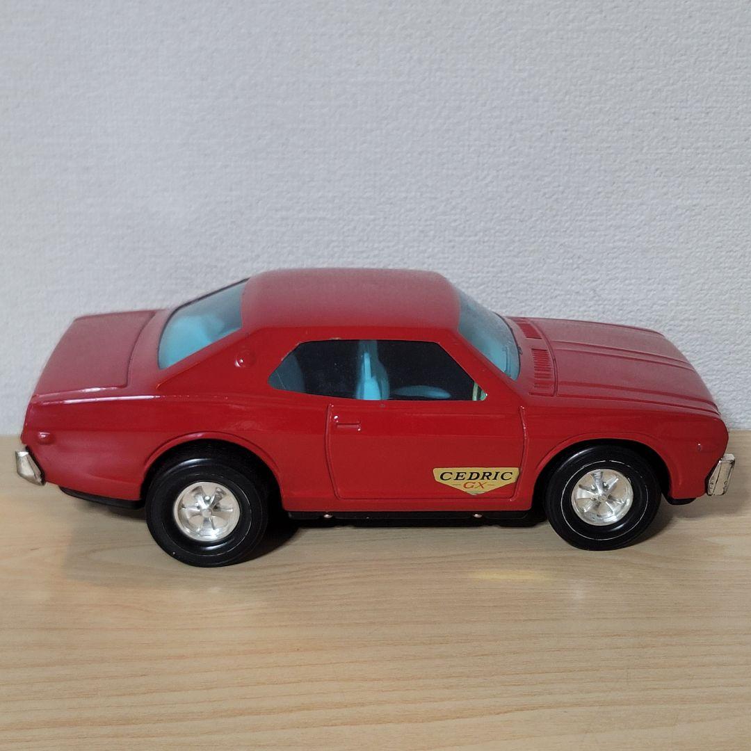 希少 TONKA ブリキ 日産セドリックGX 赤色