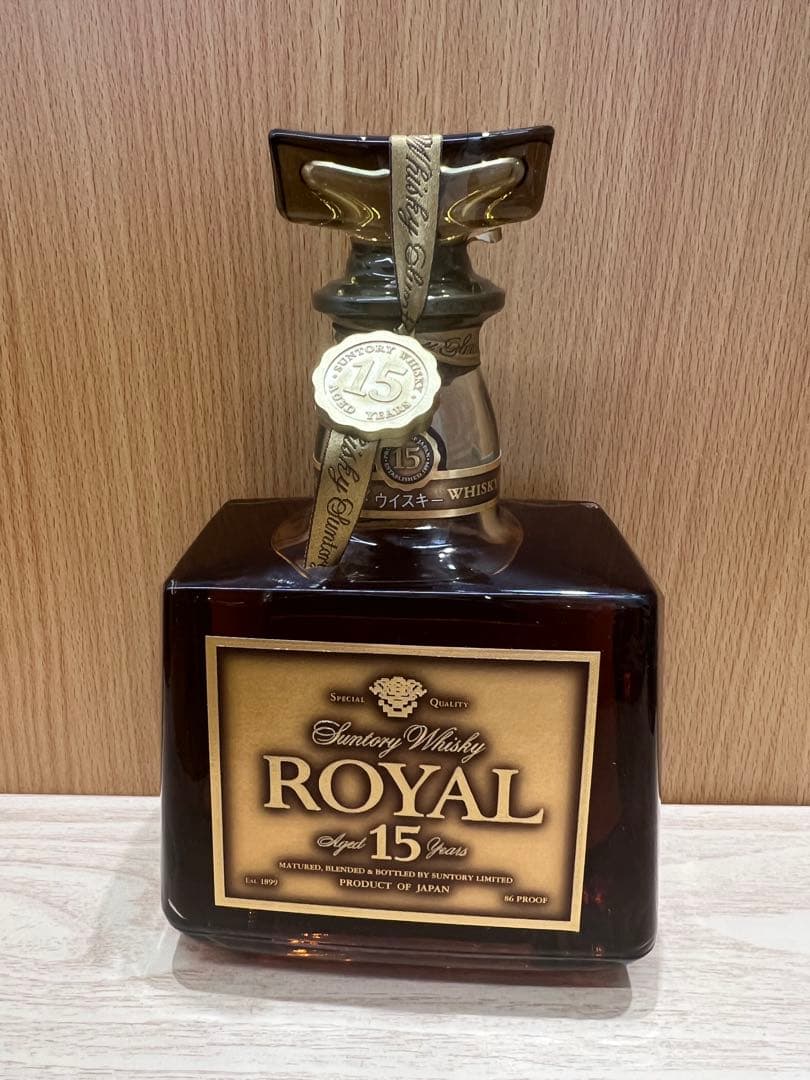 古酒 未開栓 サントリー ローヤル １５年 ゴールドラベル 750ml